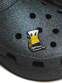Photo of EIGHT OUNCE Brew Crew Clog Charm ( Chemex ) [ Eight Ounce Coffee ] [ Apparel, Pins and Posters ]
