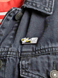 Photo of EIGHT OUNCE Brew Crew Pin ( ) [ Eight Ounce Coffee ] [ Apparel, Pins and Posters ]