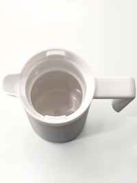 Photo of HARIO Double-Walled Thermal Pot (w/ Ceramic Coating) (800ml/27oz) ( ) [ HARIO ] [ Decanters ]