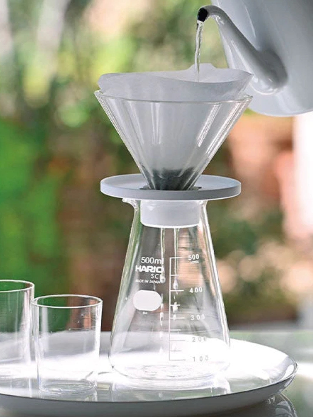 HARIO Conical Beaker (500ml/17oz) / Decanters | Eight Ounce Coffee