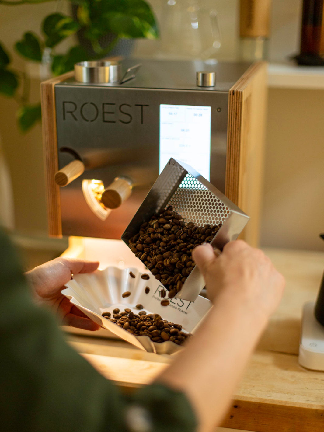 ROEST L100 Plus Coffee Roaster (120V) (Wood) (Lightly Used)