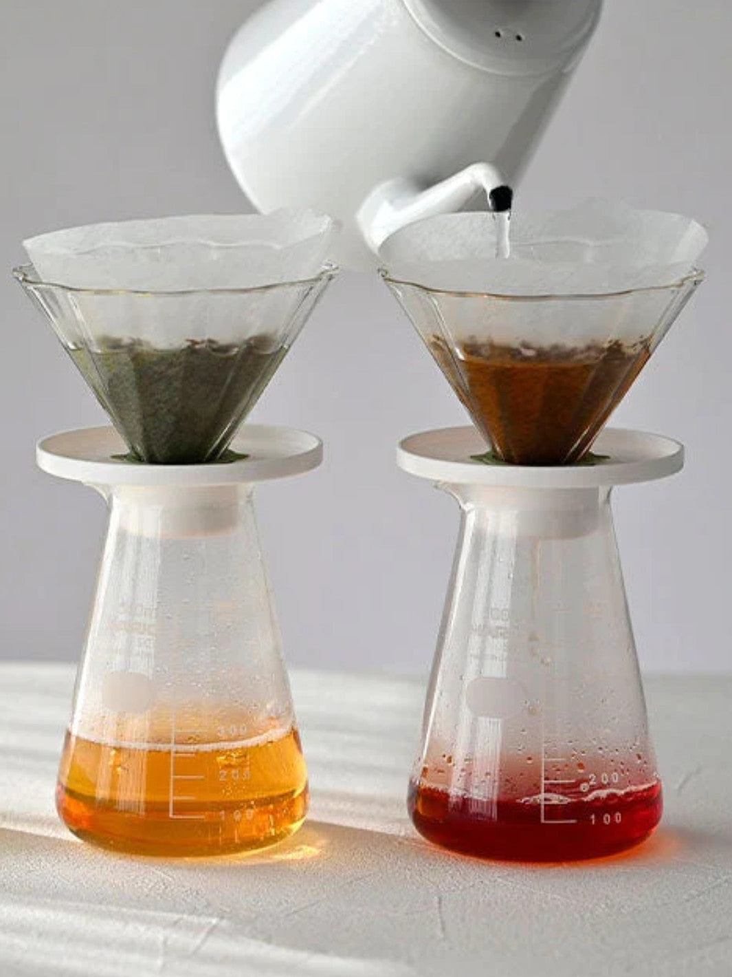 HARIO Conical Beaker (500ml/17oz) / Decanters | Eight Ounce Coffee