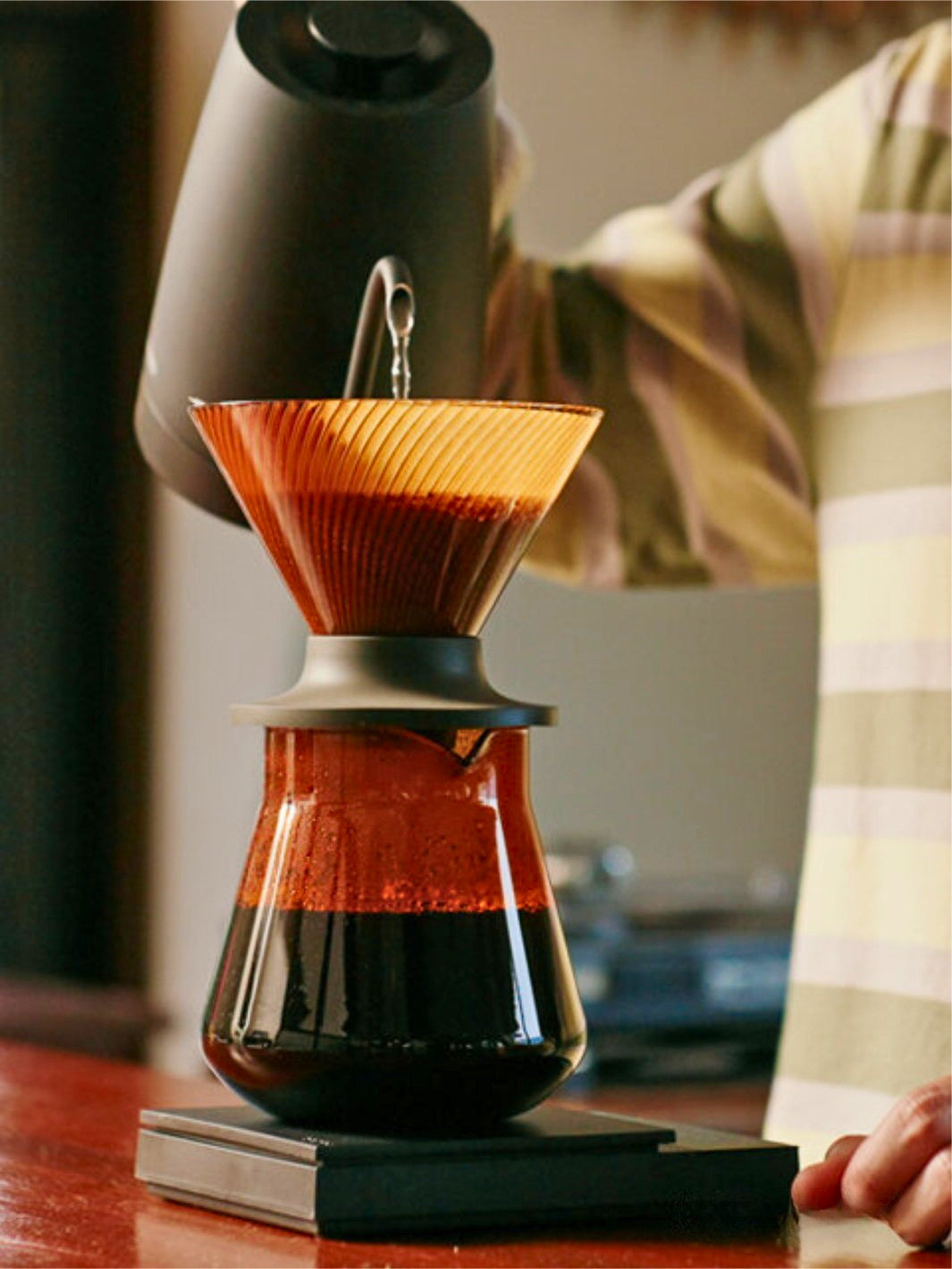 HARIO V60-02 NEO Dripper (Tritan) / Pourover Brewers | Eight Ounce