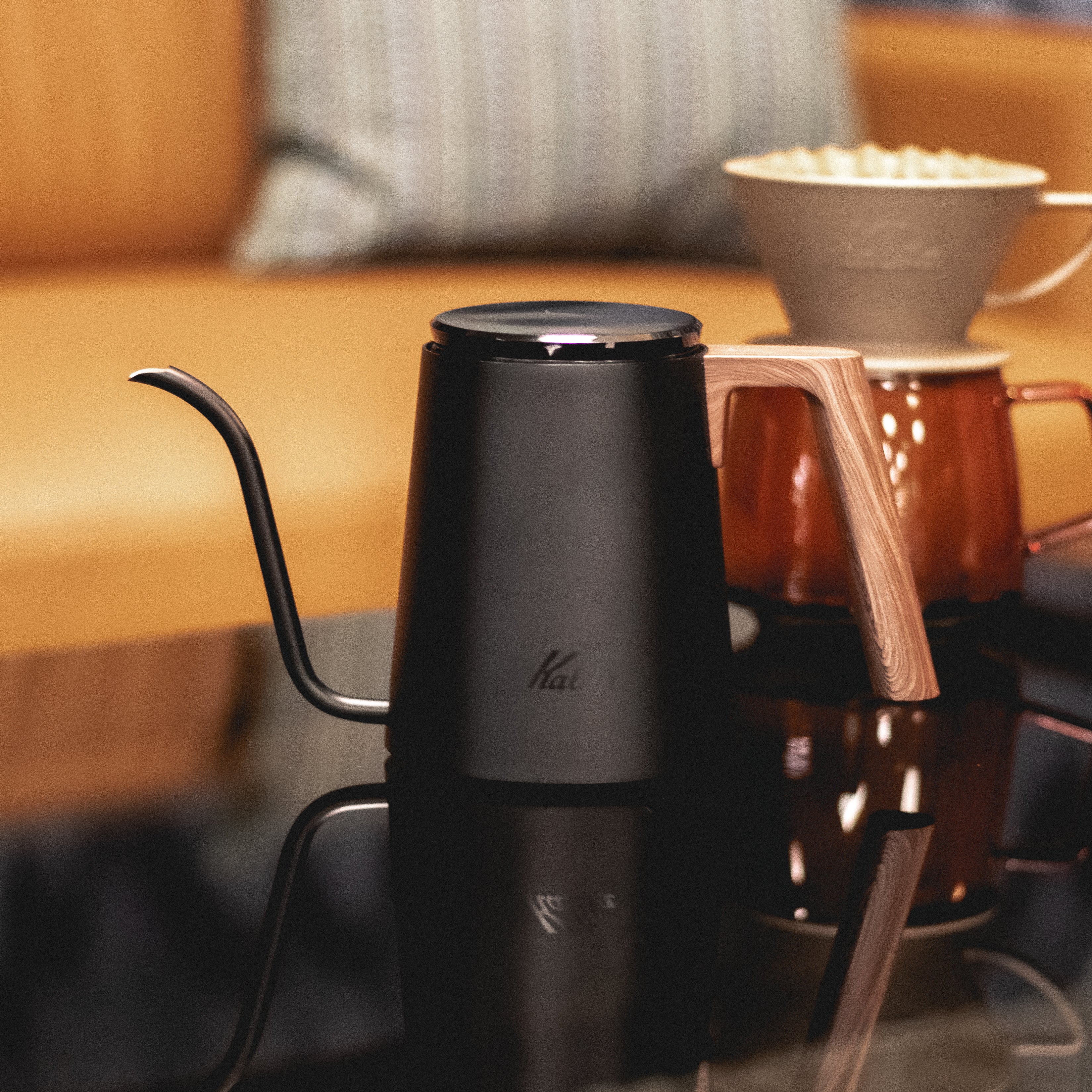 KALITA Stainless Drip Kettle (KDP-800) / Kettles | Eight
