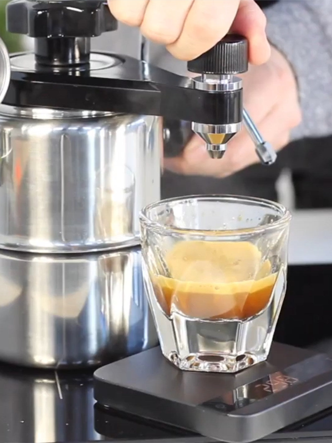 BELLMAN Stovetop Espresso & Cappuccino Maker with Pressure Gauge