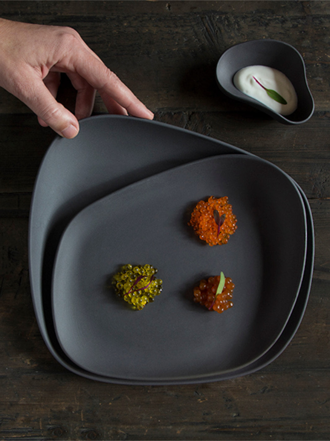 COOKPLAY Yayoi Superflat Plate (26x24.5cm/10.2x9.7in)