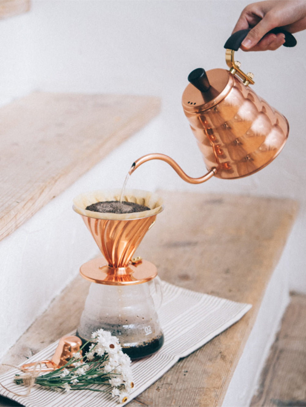 HARIO Copper Buono Drip Kettle (700ml/24oz) Eight Ounce Coffee