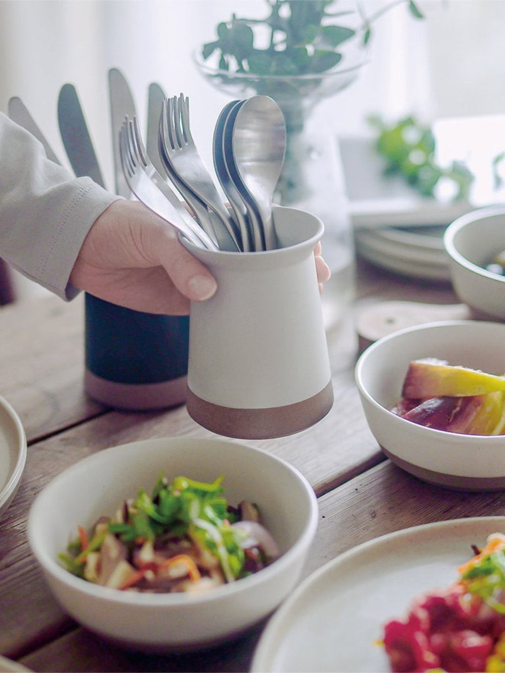 Photo of KINTO Ceramic Lab Cutlery Holder (60mm/2.3in) ( ) [ KINTO ] [ Storage ]